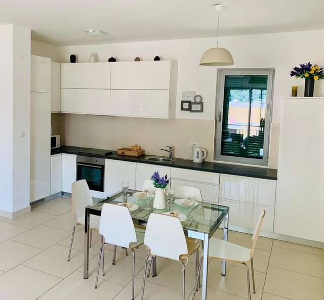 Апартаменты Lavender Bay Apartment C11 Дони-Моринь-7